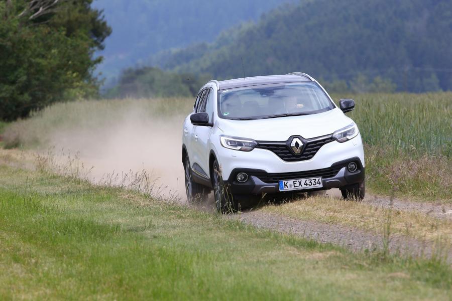  Renault Kadjar Bose 2015 года  (фото 15 из 27)